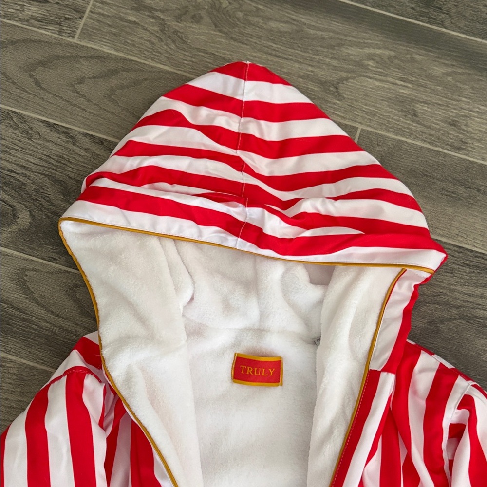 TRULY BEAUTY Bath Robe - Picture 2 of 3